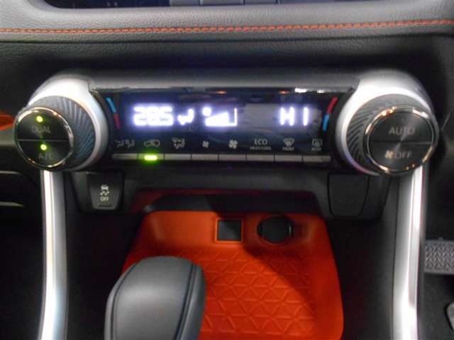 U00048520892_11_001.jpg