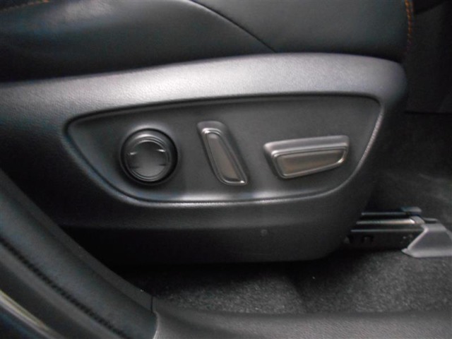 U00048520892_8_001.jpg