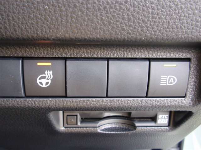 U00048384401_11_001.jpg