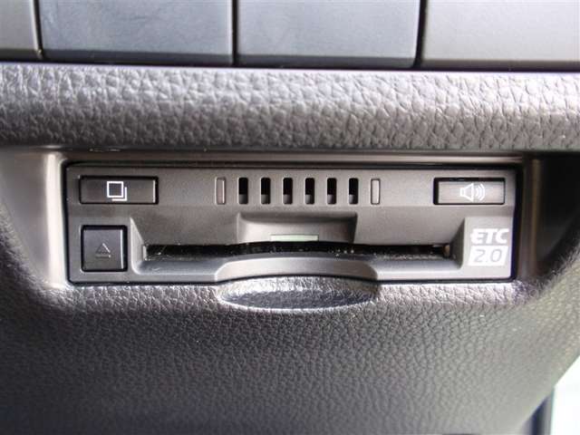 U00048384401_8_001.jpg