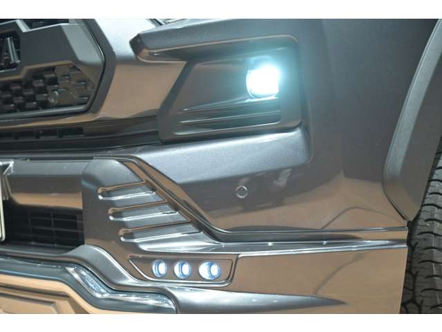 U00048055367_62_001.jpg