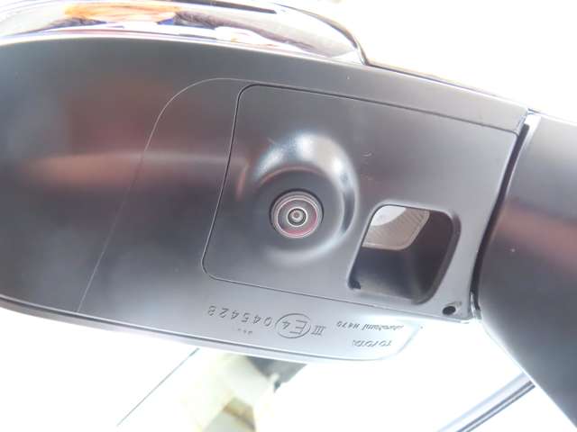 U00047152300_54_002.jpg