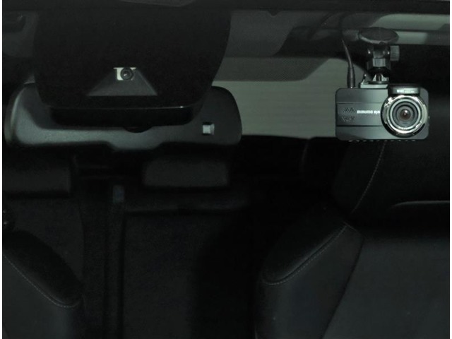 U00048397890_10_001.jpg