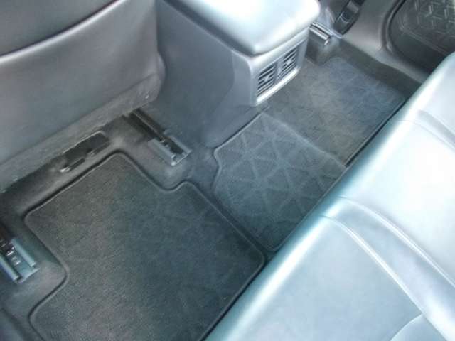 U00046850819_64_001.jpg