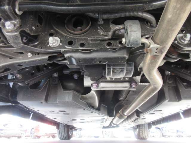 U00048311982_32_001.jpg