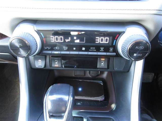 U00047914770_15_002.jpg