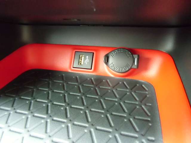U00048247761_45_002.jpg