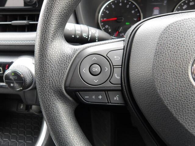 UZ0048417879_12_001.jpg