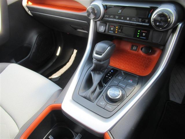 UJ0048458701_34_001.jpg