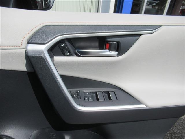 UJ0048458701_48_001.jpg