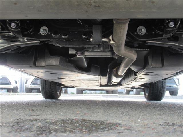 UJ0048458701_81_001.jpg