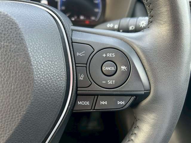 UZ0048477765_3_002.jpg