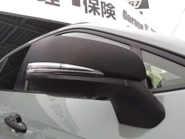 U00048415850_10_001.jpg