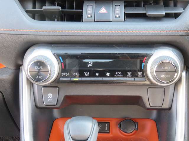 UJ0048339788_34_002.jpg