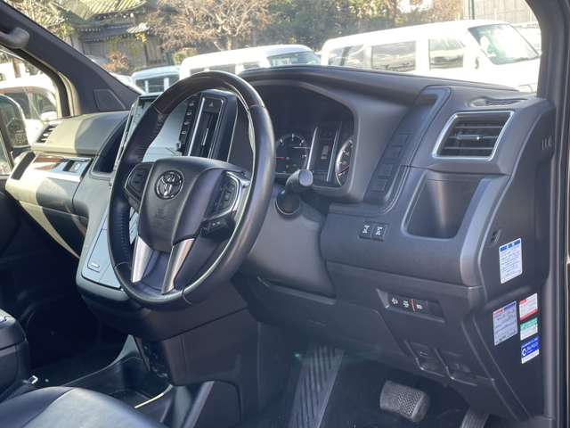 U00047821366_30_001.jpg