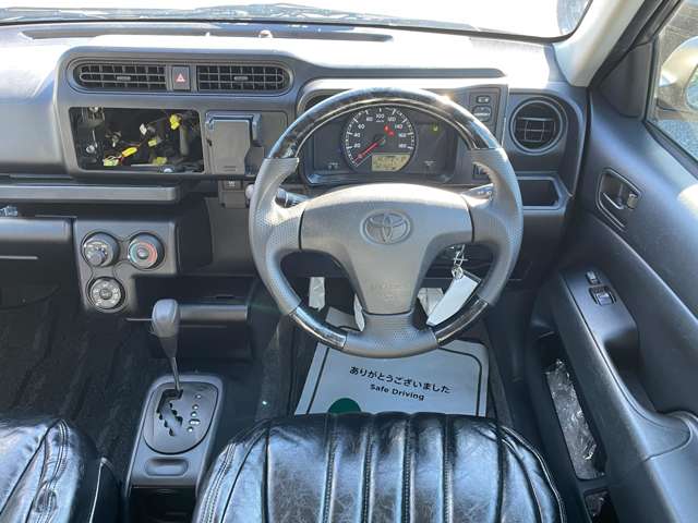 UZ0047640124_66_003.jpg