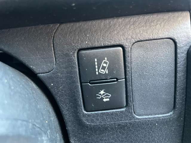 U00047271223_37_004.jpg