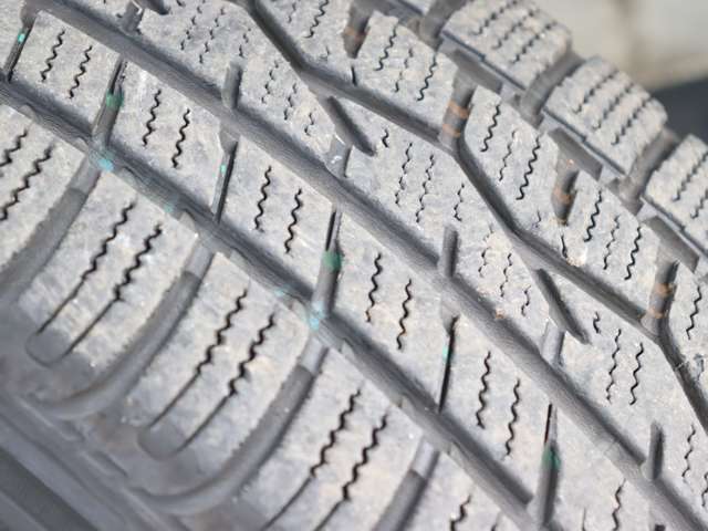 UZ0048559642_34_001.jpg
