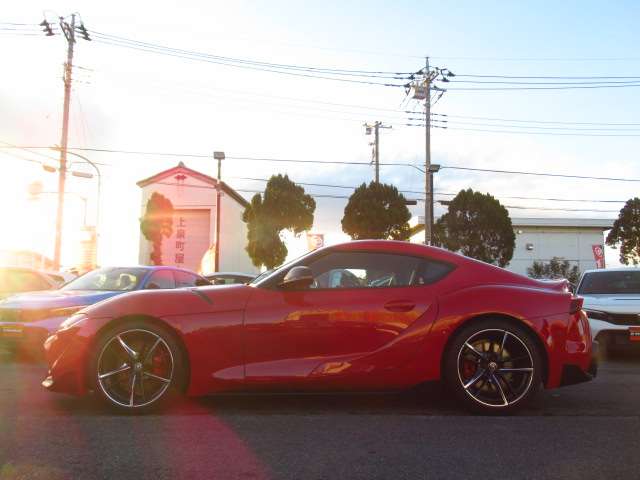 U00047346415_16_001.jpg