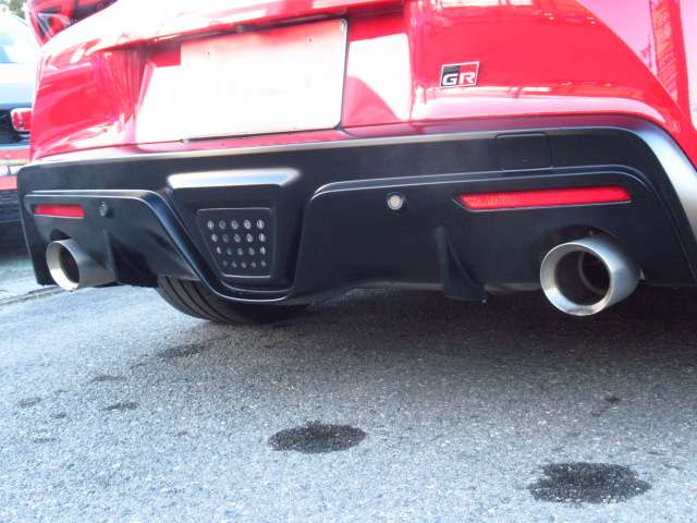 U00047346415_18_001.jpg