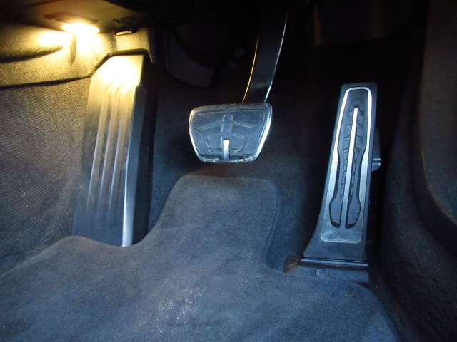 U00047346415_30_001.jpg