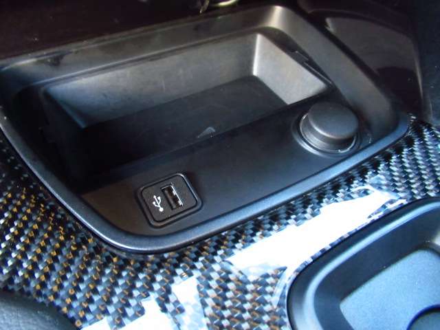 U00047346415_38_001.jpg