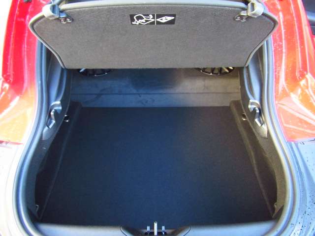 U00047346415_43_001.jpg