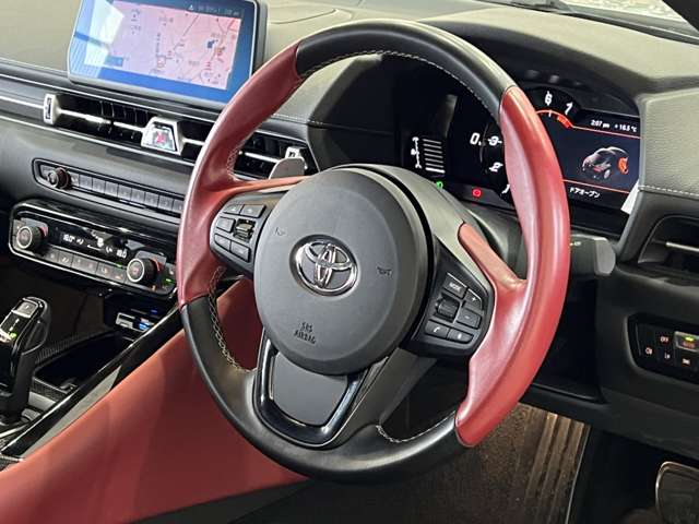 UJ0048378250_36_002.jpg