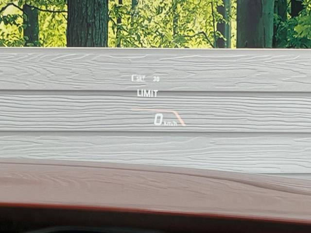 UZ0047864419_7_001.jpg