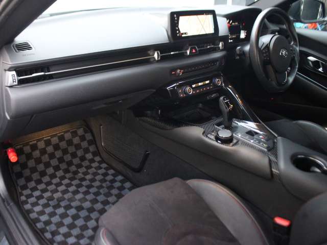 U00048170284_10_001.jpg