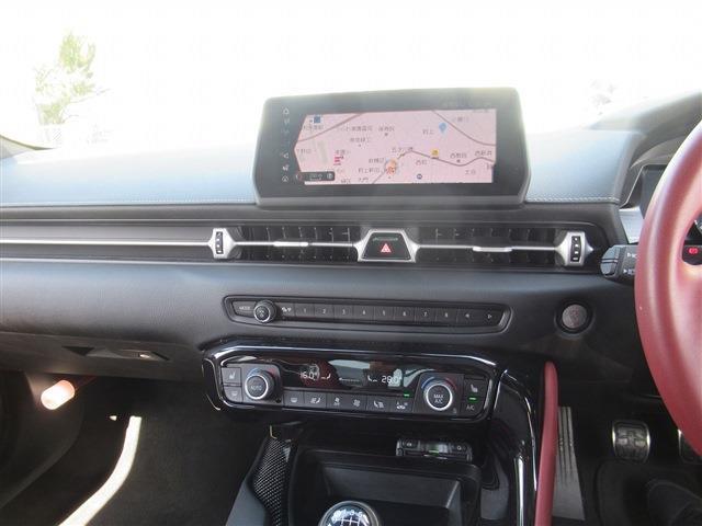 UJ0048016966_16_001.jpg