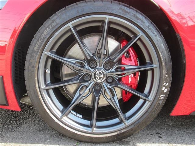 UJ0048016966_70_001.jpg