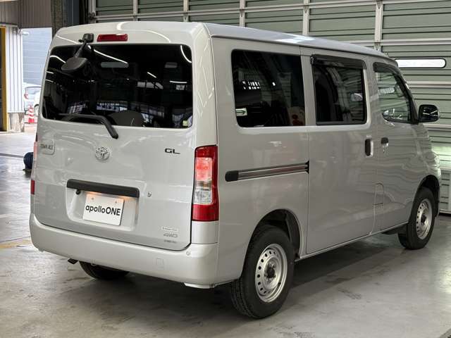 U00048516388_10_003.jpg