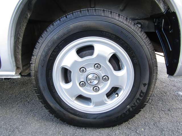 U00048045857_9_001.jpg