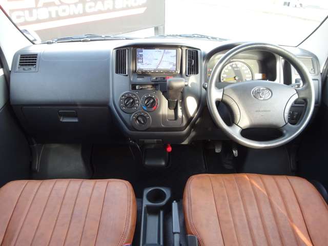 U00048159022_5_001.jpg