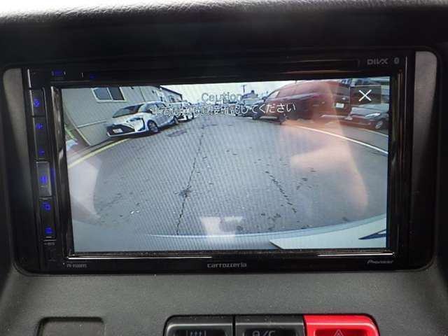 U00048516954_10_001.jpg