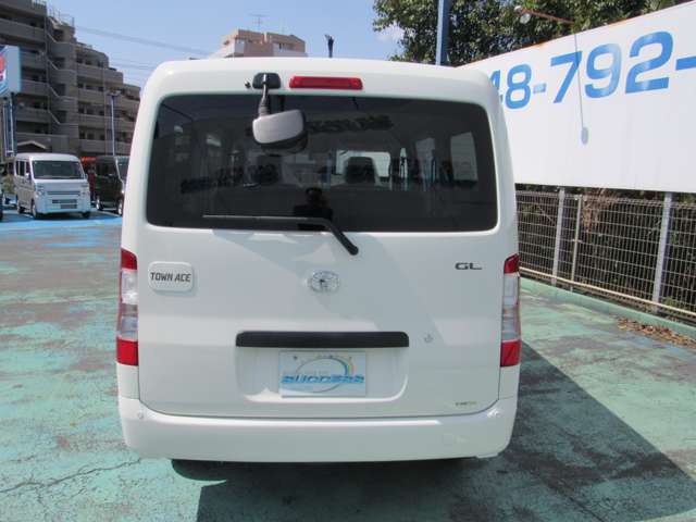 U00048562650_10_001.jpg