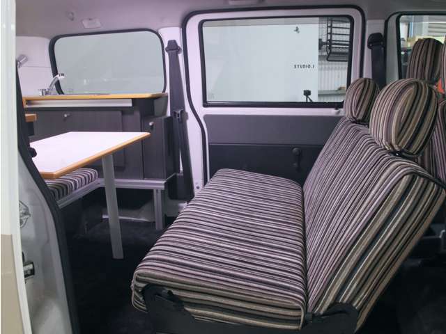 U00048281436_18_001.jpg