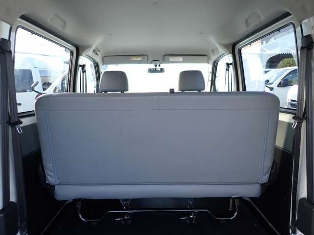 UJ0047027897_46_002.jpg