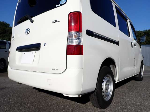 UJ0047027897_77_002.jpg