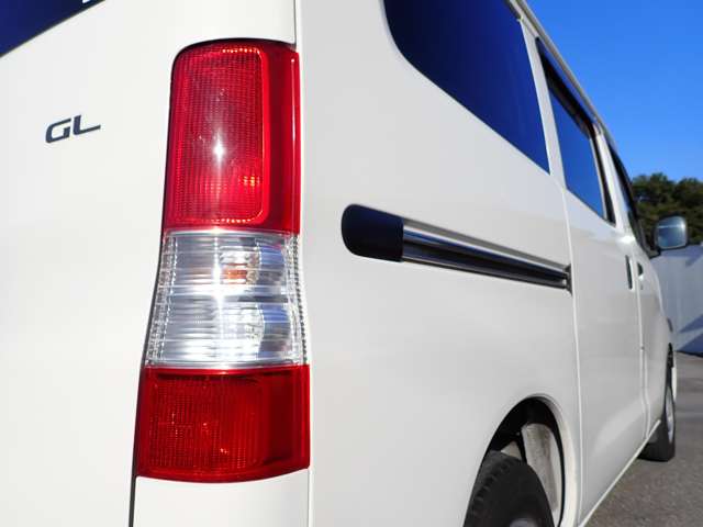 UJ0047027897_78_002.jpg
