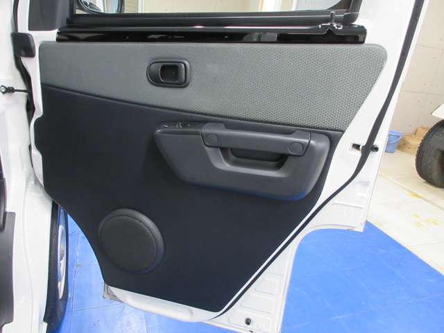 U00046933910_42_001.jpg