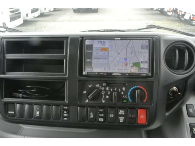 U00045433610_51_001.jpg