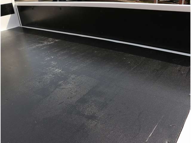 U00048344422_15_001.jpg
