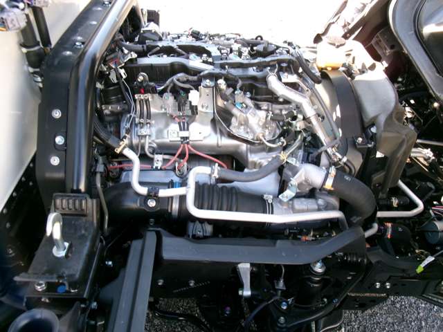 U00047674865_56_001.jpg