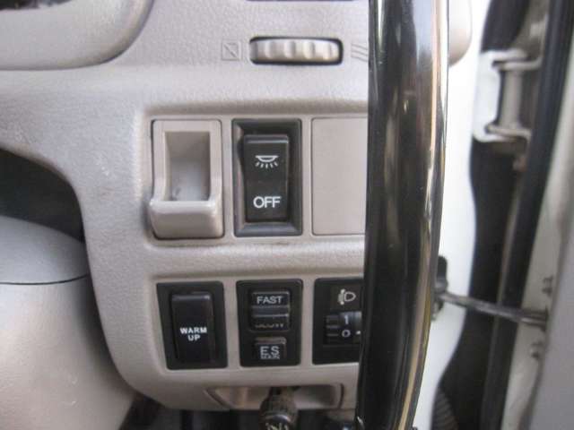 U00047716387_33_001.jpg