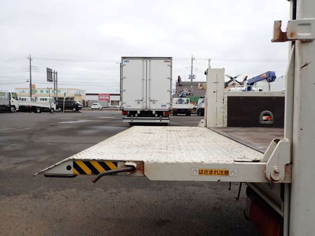 U00047845798_10_001.jpg