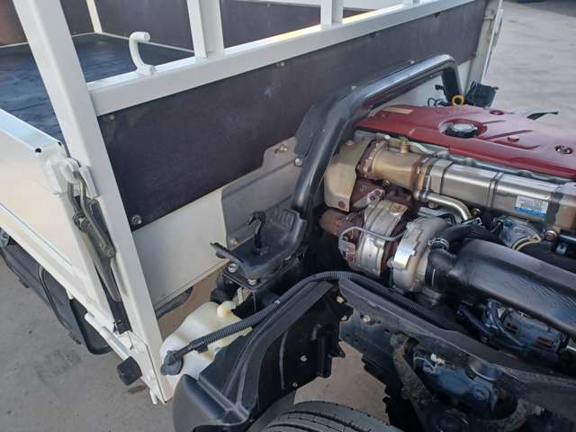 UZ0047041509_41_001.jpg