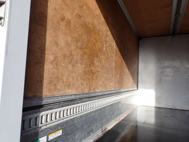 U00048455273_68_001.jpg