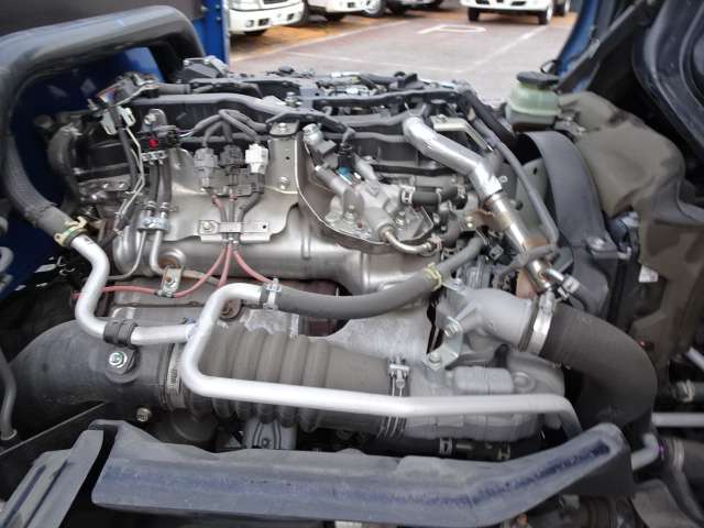 U00048424338_77_001.jpg